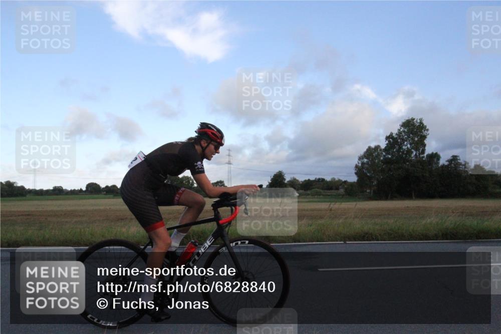 25.08.2024 - Elbe Triathlon Hamburg Fuchs,  Jonas http://msf.ph/oto/6828840 25.08.2024 08:55:22 Radfahren 145, 168, 95, 179, 152, 160 meine-sportfotos.de