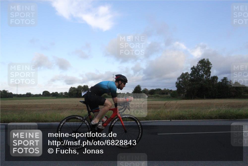 25.08.2024 - Elbe Triathlon Hamburg Fuchs,  Jonas http://msf.ph/oto/6828843 25.08.2024 08:55:22 Radfahren 145, 168, 95, 179, 152, 160 meine-sportfotos.de
