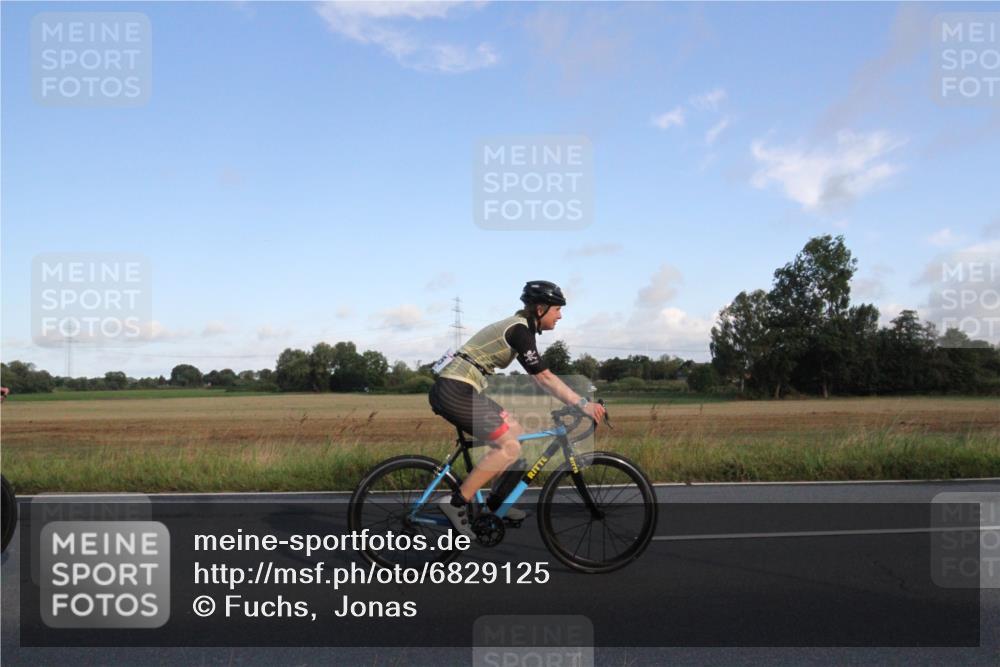 25.08.2024 - Elbe Triathlon Hamburg Fuchs,  Jonas http://msf.ph/oto/6829125 25.08.2024 09:02:14 Radfahren 239, 155 meine-sportfotos.de