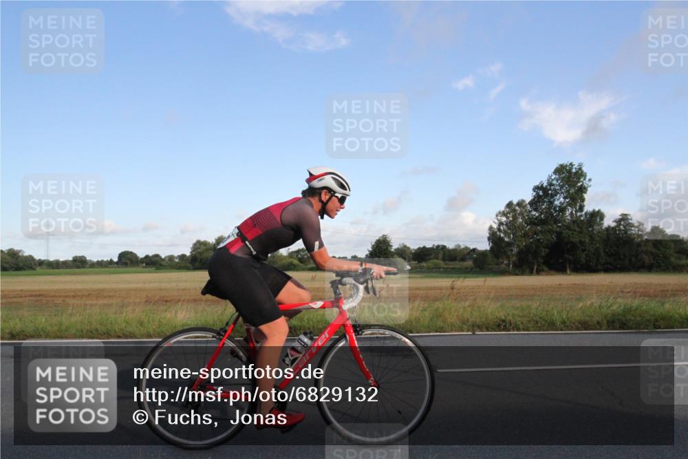 25.08.2024 - Elbe Triathlon Hamburg Fuchs,  Jonas http://msf.ph/oto/6829132 25.08.2024 09:02:19 Radfahren 239, 155 meine-sportfotos.de