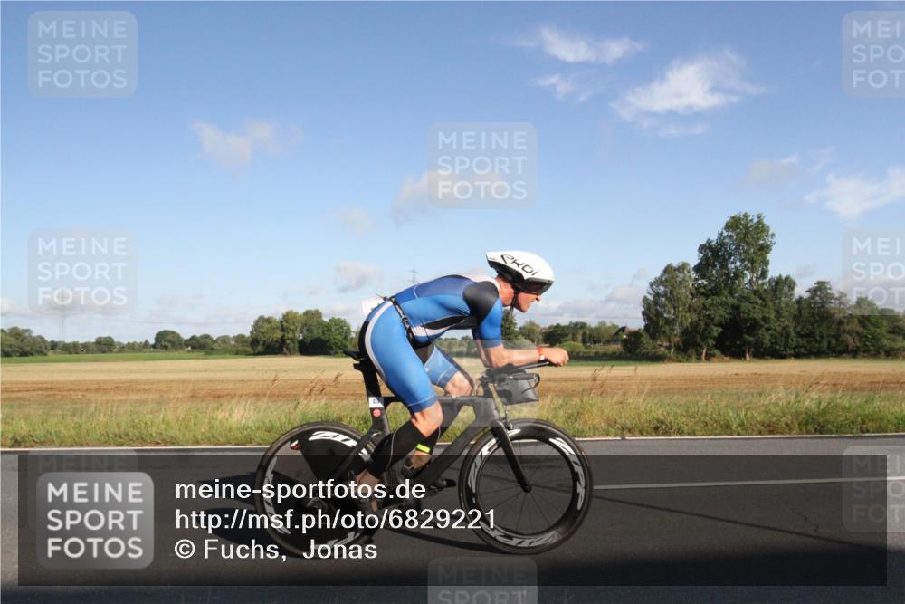 25.08.2024 - Elbe Triathlon Hamburg Fuchs,  Jonas http://msf.ph/oto/6829221 25.08.2024 09:06:03 Radfahren 50, 176 meine-sportfotos.de