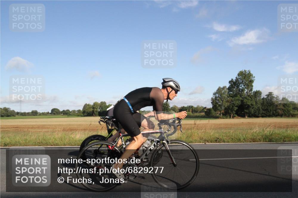 25.08.2024 - Elbe Triathlon Hamburg Fuchs,  Jonas http://msf.ph/oto/6829277 25.08.2024 09:07:28 Radfahren 308, 203, 100, 298, 159, 316 meine-sportfotos.de