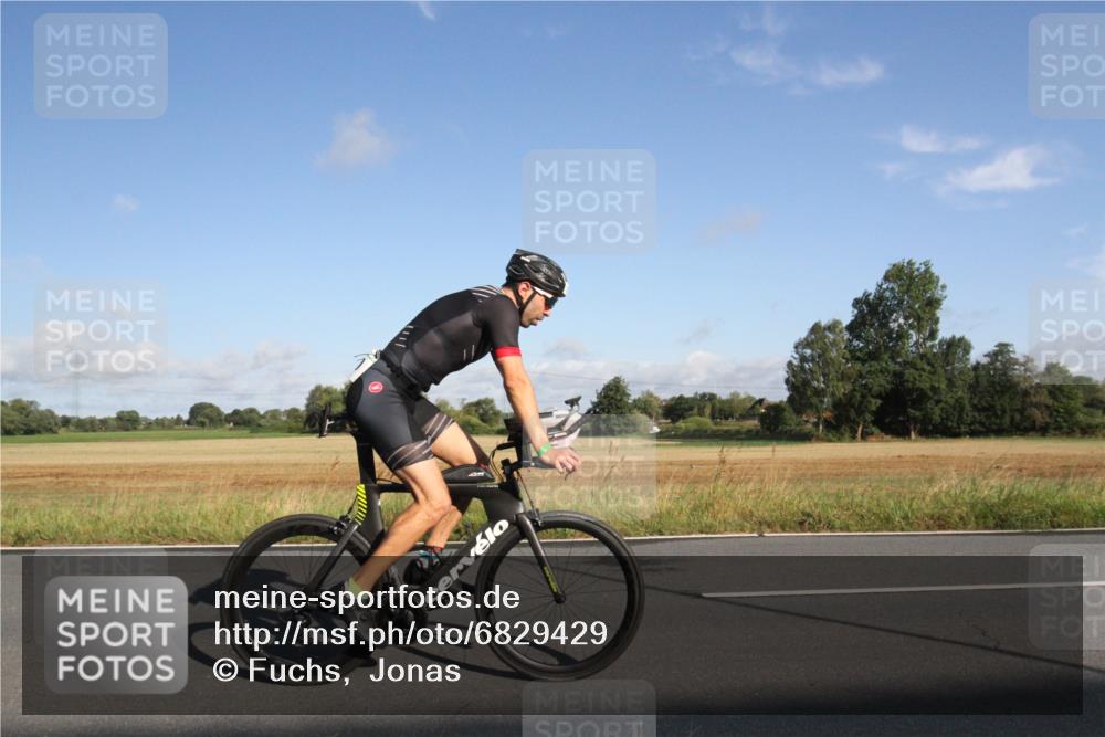 25.08.2024 - Elbe Triathlon Hamburg Fuchs,  Jonas http://msf.ph/oto/6829429 25.08.2024 09:09:05 Radfahren 84, 56, 209, 241, 310, 278 meine-sportfotos.de