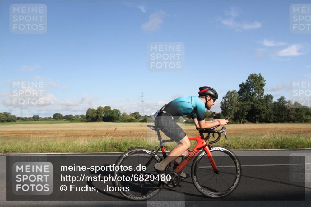 25.08.2024 - Elbe Triathlon Hamburg Fuchs,  Jonas http://msf.ph/oto/6829480 25.08.2024 09:09:42 Radfahren 160, 285, 237 meine-sportfotos.de