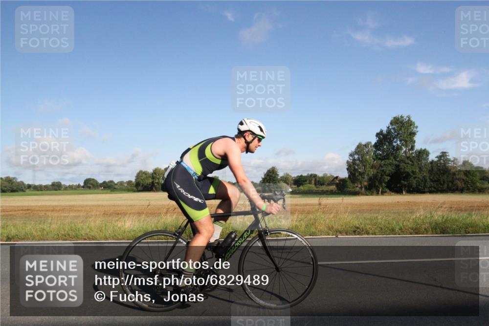 25.08.2024 - Elbe Triathlon Hamburg Fuchs,  Jonas http://msf.ph/oto/6829489 25.08.2024 09:09:48 Radfahren 160, 285, 237 meine-sportfotos.de