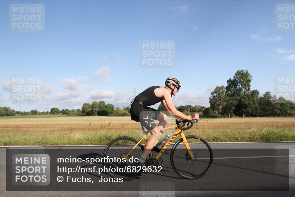 25.08.2024 - Elbe Triathlon Hamburg Fuchs,  Jonas http://msf.ph/oto/6829632 25.08.2024 09:11:54 Radfahren 168, 235, 217, 244 meine-sportfotos.de