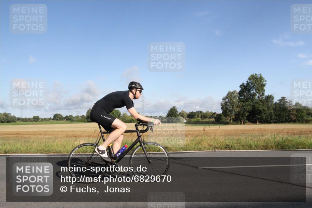 25.08.2024 - Elbe Triathlon Hamburg Fuchs,  Jonas http://msf.ph/oto/6829670 25.08.2024 09:12:23 Radfahren 152, 215, 150 meine-sportfotos.de