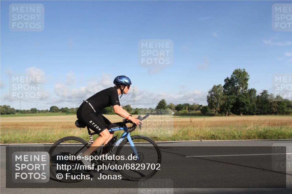 25.08.2024 - Elbe Triathlon Hamburg Fuchs,  Jonas http://msf.ph/oto/6829702 25.08.2024 09:13:01 Radfahren 145, 130 meine-sportfotos.de