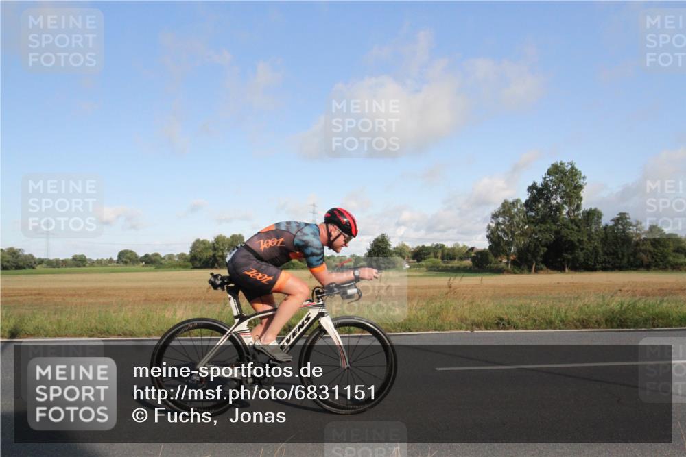 25.08.2024 - Elbe Triathlon Hamburg Fuchs,  Jonas http://msf.ph/oto/6831151 25.08.2024 09:29:24 Radfahren 131, 355, 374, 264, 33, 63, 135, 359 meine-sportfotos.de