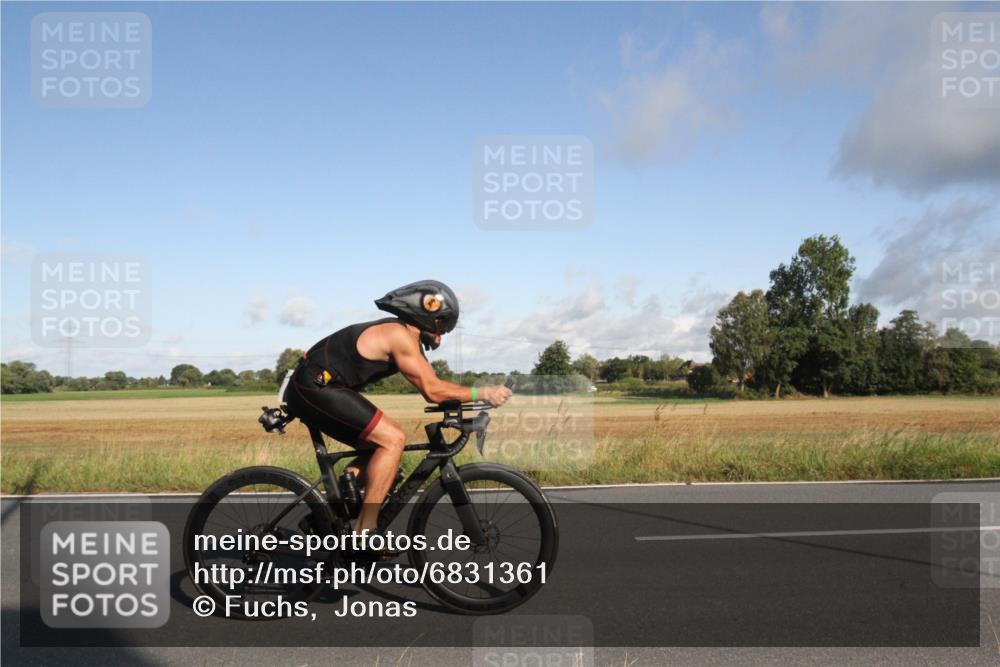 25.08.2024 - Elbe Triathlon Hamburg Fuchs,  Jonas http://msf.ph/oto/6831361 25.08.2024 09:31:14 Radfahren 136, 187, 257, 302, 307, 312, 482, 243 meine-sportfotos.de
