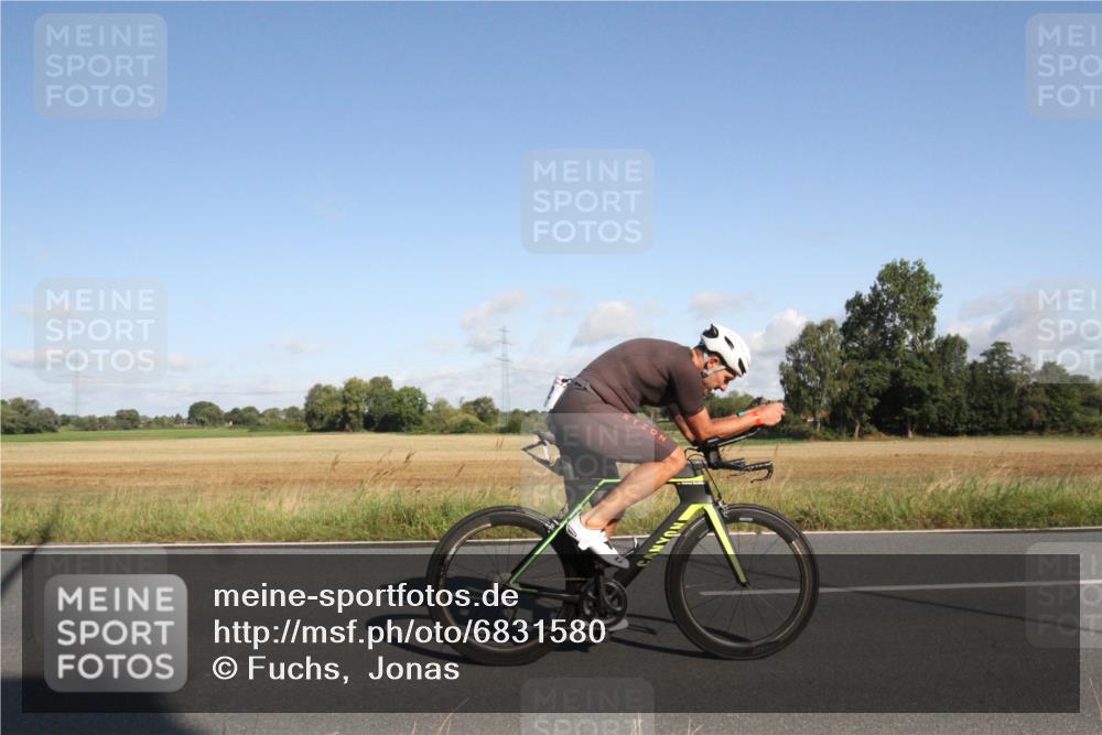 25.08.2024 - Elbe Triathlon Hamburg Fuchs,  Jonas http://msf.ph/oto/6831580 25.08.2024 09:33:22 Radfahren 331, 172, 313, 108, 364 meine-sportfotos.de