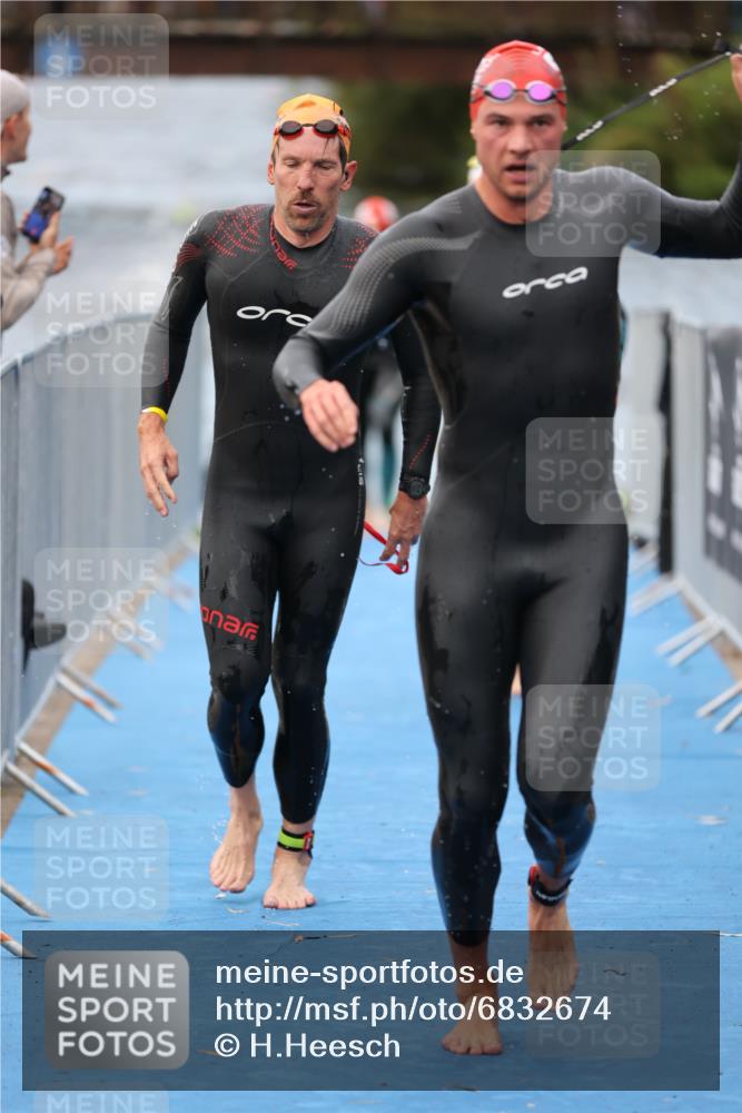 25.08.2024 - Elbe Triathlon Hamburg H.Heesch http://msf.ph/oto/6832674 25.08.2024 08:31:55 Schwimmen 34, 39, 40, 71, 75, 81, 89, 92, 100 meine-sportfotos.de