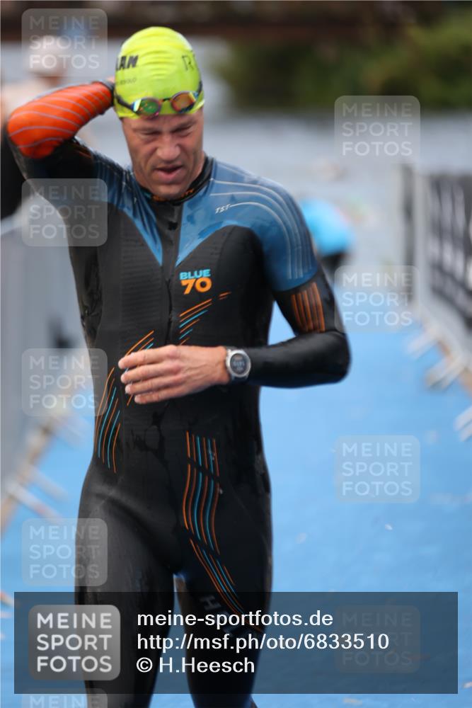 25.08.2024 - Elbe Triathlon Hamburg H.Heesch http://msf.ph/oto/6833510 25.08.2024 08:32:57 Schwimmen 50, 91, 99, 105 meine-sportfotos.de