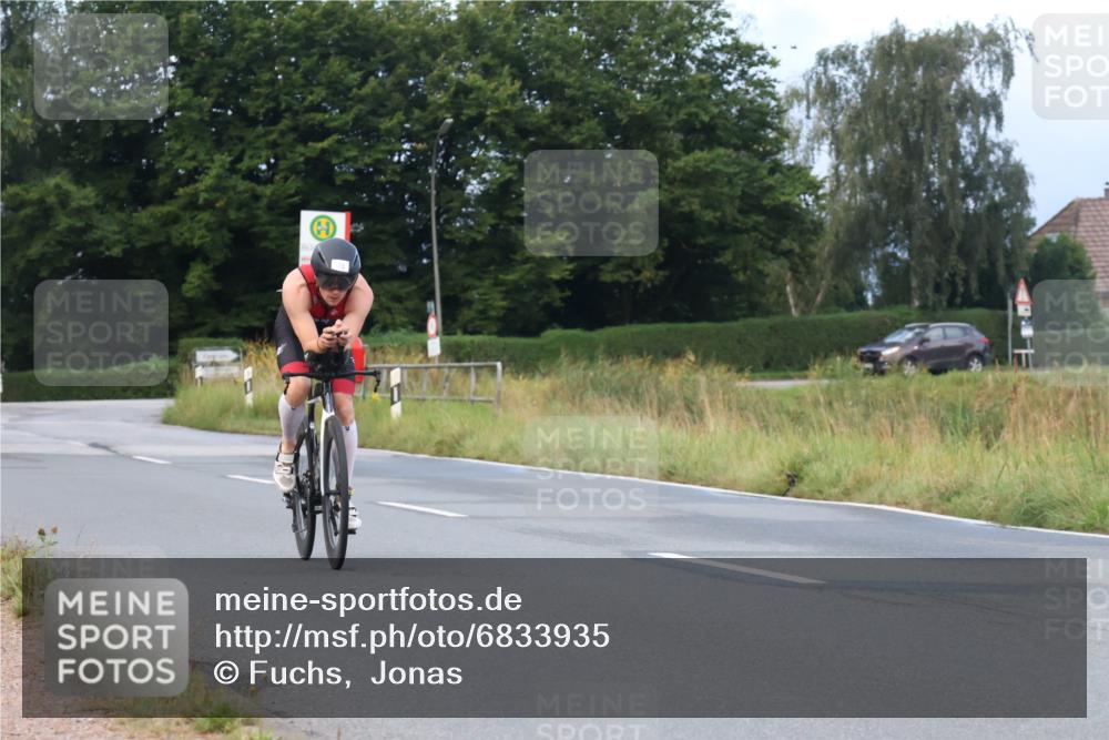 25.08.2024 - Elbe Triathlon Hamburg Fuchs,  Jonas http://msf.ph/oto/6833935 25.08.2024 08:37:55 Radfahren 78, 82 meine-sportfotos.de