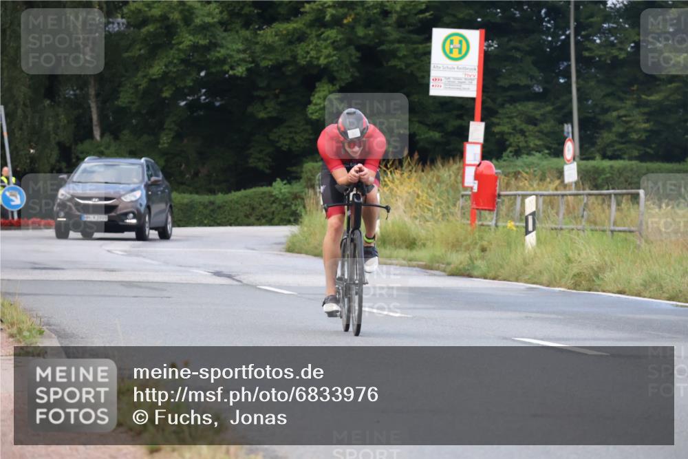25.08.2024 - Elbe Triathlon Hamburg Fuchs,  Jonas http://msf.ph/oto/6833976 25.08.2024 08:37:59 Radfahren 78, 82 meine-sportfotos.de