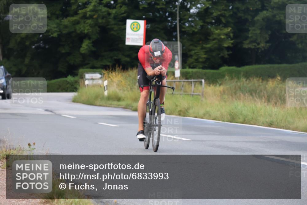 25.08.2024 - Elbe Triathlon Hamburg Fuchs,  Jonas http://msf.ph/oto/6833993 25.08.2024 08:38:00 Radfahren 82 meine-sportfotos.de