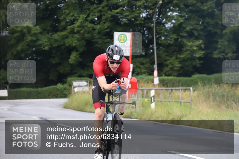 25.08.2024 - Elbe Triathlon Hamburg Fuchs,  Jonas http://msf.ph/oto/6834114 25.08.2024 08:38:38 Radfahren 106, 79 meine-sportfotos.de