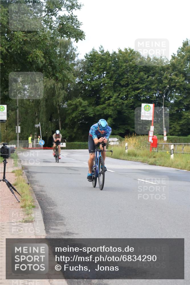 25.08.2024 - Elbe Triathlon Hamburg Fuchs,  Jonas http://msf.ph/oto/6834290 25.08.2024 08:39:58 Radfahren 71, 100 meine-sportfotos.de