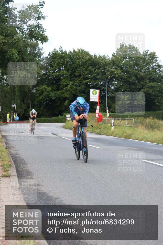 25.08.2024 - Elbe Triathlon Hamburg Fuchs,  Jonas http://msf.ph/oto/6834299 25.08.2024 08:39:59 Radfahren 71, 100 meine-sportfotos.de