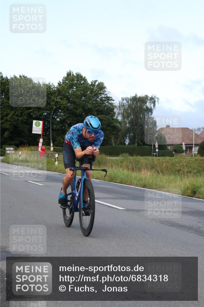 25.08.2024 - Elbe Triathlon Hamburg Fuchs,  Jonas http://msf.ph/oto/6834318 25.08.2024 08:39:59 Radfahren 71, 100 meine-sportfotos.de