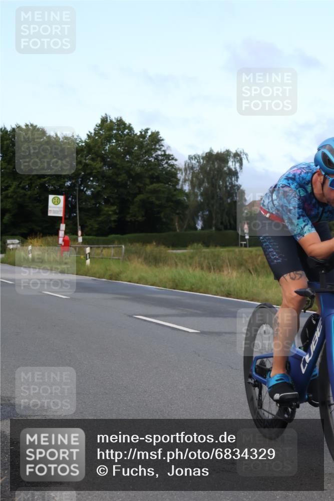 25.08.2024 - Elbe Triathlon Hamburg Fuchs,  Jonas http://msf.ph/oto/6834329 25.08.2024 08:39:59 Radfahren 71, 100 meine-sportfotos.de