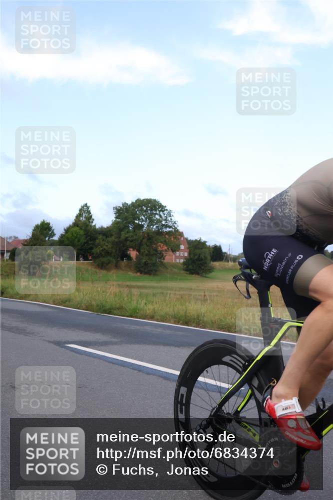 25.08.2024 - Elbe Triathlon Hamburg Fuchs,  Jonas http://msf.ph/oto/6834374 25.08.2024 08:40:02 Radfahren 71, 100 meine-sportfotos.de