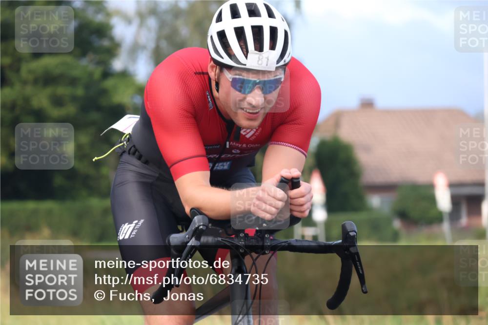 25.08.2024 - Elbe Triathlon Hamburg Fuchs,  Jonas http://msf.ph/oto/6834735 25.08.2024 08:40:52 Radfahren 81, 89, 56 meine-sportfotos.de