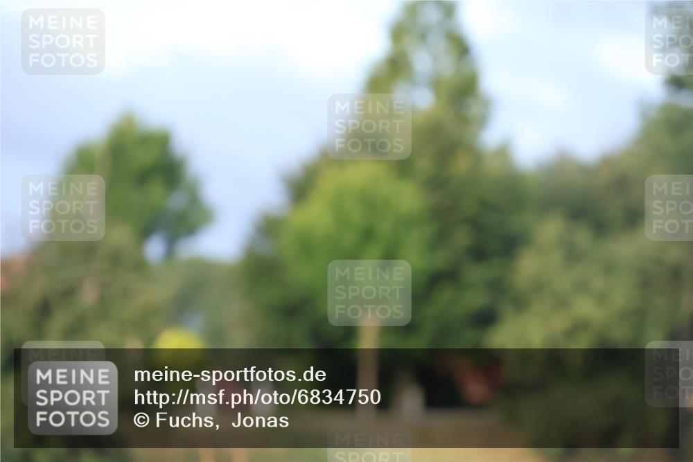 25.08.2024 - Elbe Triathlon Hamburg Fuchs,  Jonas http://msf.ph/oto/6834750 25.08.2024 08:40:52 Radfahren 81, 89, 56 meine-sportfotos.de