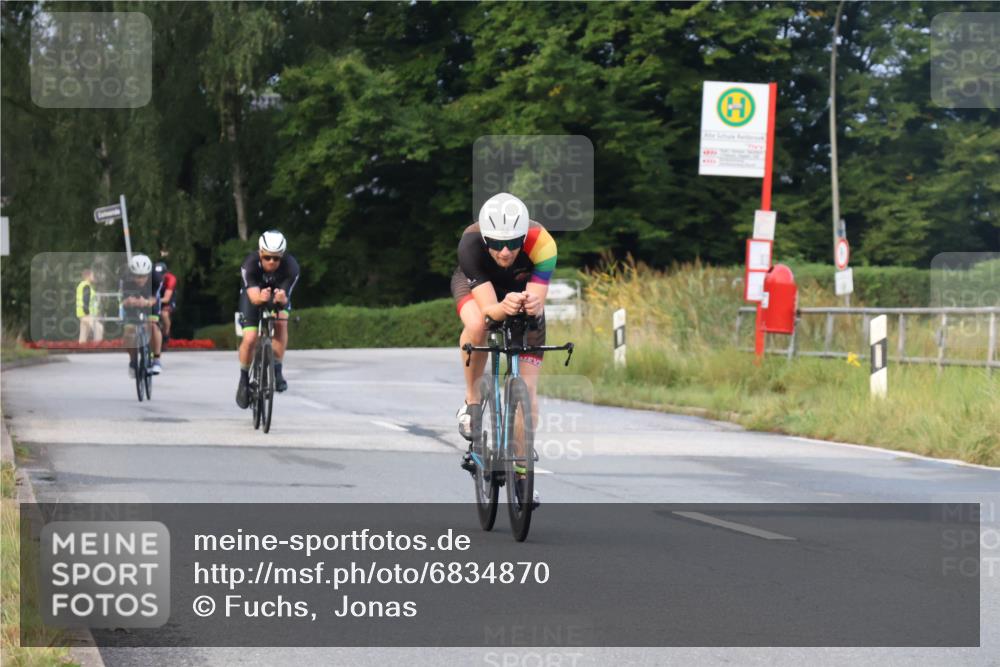 25.08.2024 - Elbe Triathlon Hamburg Fuchs,  Jonas http://msf.ph/oto/6834870 25.08.2024 08:41:04 Radfahren 56, 50, 39, 34, 75 meine-sportfotos.de