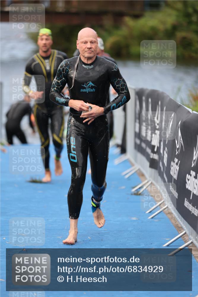 25.08.2024 - Elbe Triathlon Hamburg H.Heesch http://msf.ph/oto/6834929 25.08.2024 08:34:26 Schwimmen 35, 48, 52, 55, 58, 64, 83, 84, 86, 94, 97 meine-sportfotos.de