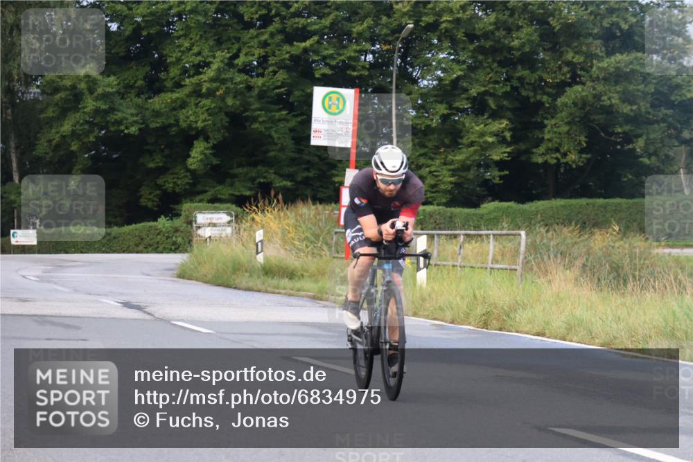 25.08.2024 - Elbe Triathlon Hamburg Fuchs,  Jonas http://msf.ph/oto/6834975 25.08.2024 08:41:19 Radfahren 91, 76 meine-sportfotos.de