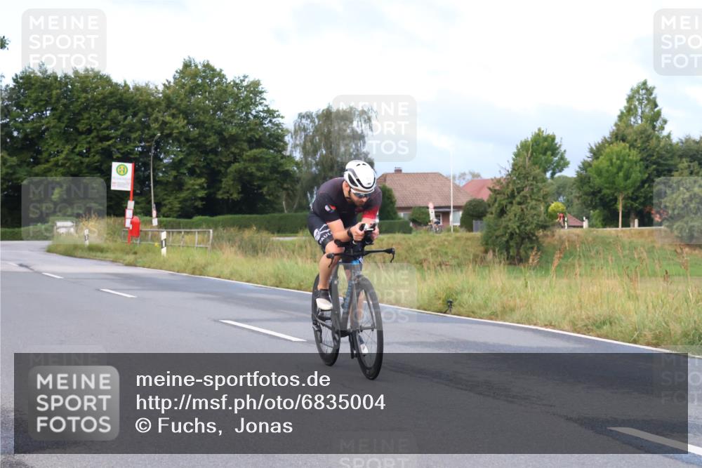 25.08.2024 - Elbe Triathlon Hamburg Fuchs,  Jonas http://msf.ph/oto/6835004 25.08.2024 08:41:19 Radfahren 91, 76 meine-sportfotos.de