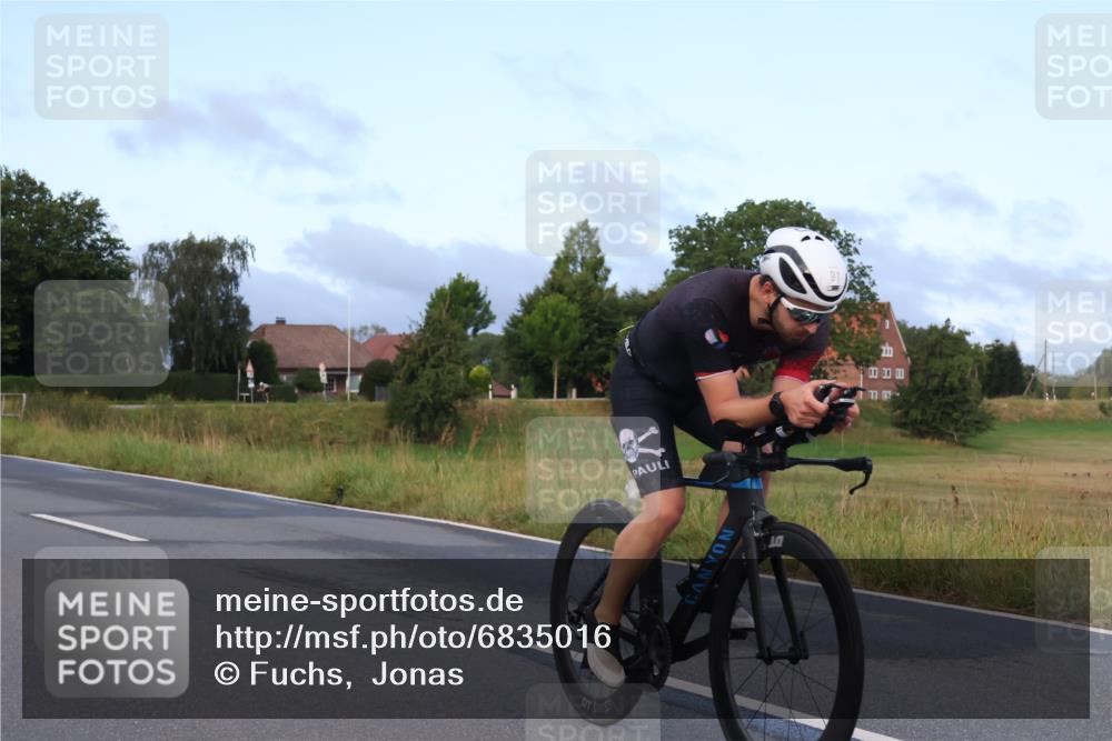 25.08.2024 - Elbe Triathlon Hamburg Fuchs,  Jonas http://msf.ph/oto/6835016 25.08.2024 08:41:20 Radfahren 91, 76 meine-sportfotos.de