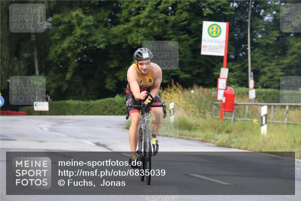 25.08.2024 - Elbe Triathlon Hamburg Fuchs,  Jonas http://msf.ph/oto/6835039 25.08.2024 08:41:23 Radfahren 91, 76, 99 meine-sportfotos.de