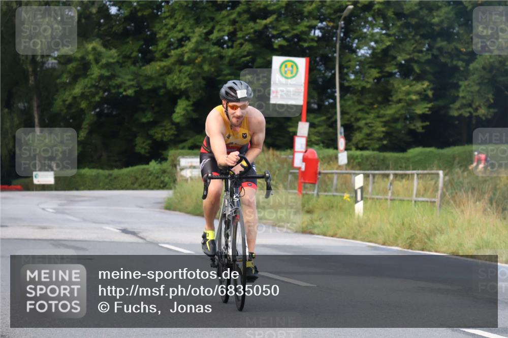 25.08.2024 - Elbe Triathlon Hamburg Fuchs,  Jonas http://msf.ph/oto/6835050 25.08.2024 08:41:23 Radfahren 91, 76, 99 meine-sportfotos.de