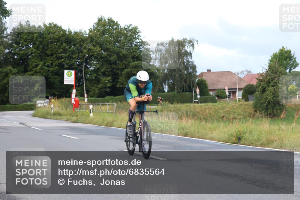 25.08.2024 - Elbe Triathlon Hamburg Fuchs,  Jonas http://msf.ph/oto/6835564 25.08.2024 08:42:50 Radfahren 48, 61 meine-sportfotos.de