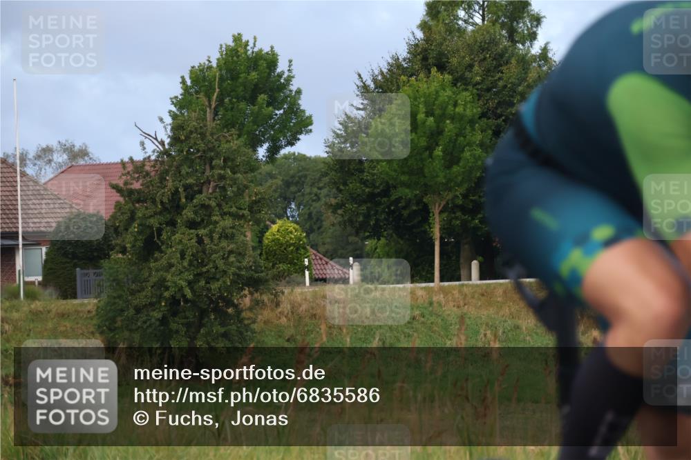 25.08.2024 - Elbe Triathlon Hamburg Fuchs,  Jonas http://msf.ph/oto/6835586 25.08.2024 08:42:50 Radfahren 48, 61 meine-sportfotos.de