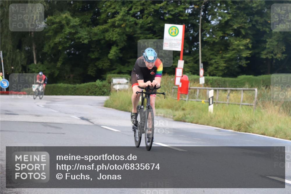 25.08.2024 - Elbe Triathlon Hamburg Fuchs,  Jonas http://msf.ph/oto/6835674 25.08.2024 08:42:59 Radfahren 61, 52, 84 meine-sportfotos.de