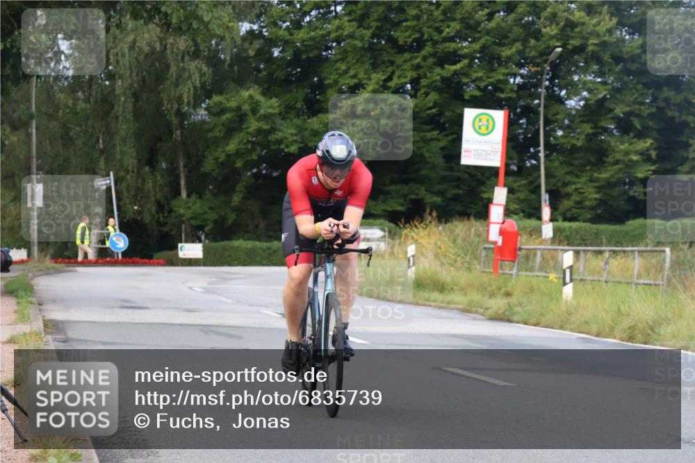 25.08.2024 - Elbe Triathlon Hamburg Fuchs,  Jonas http://msf.ph/oto/6835739 25.08.2024 08:43:04 Radfahren 52, 84 meine-sportfotos.de