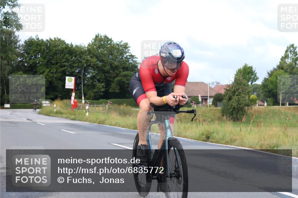 25.08.2024 - Elbe Triathlon Hamburg Fuchs,  Jonas http://msf.ph/oto/6835772 25.08.2024 08:43:05 Radfahren 52, 84, 35 meine-sportfotos.de