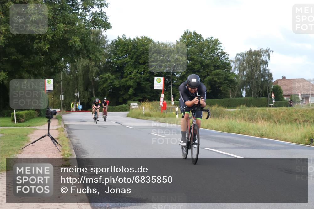 25.08.2024 - Elbe Triathlon Hamburg Fuchs,  Jonas http://msf.ph/oto/6835850 25.08.2024 08:43:11 Radfahren 35, 94, 64, 86 meine-sportfotos.de