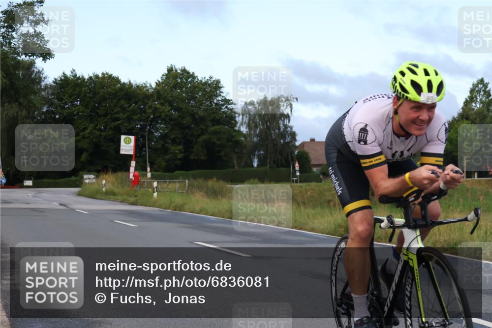 25.08.2024 - Elbe Triathlon Hamburg Fuchs,  Jonas http://msf.ph/oto/6836081 25.08.2024 08:43:32 Radfahren 69, 83 meine-sportfotos.de
