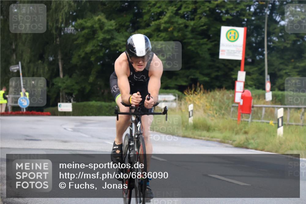 25.08.2024 - Elbe Triathlon Hamburg Fuchs,  Jonas http://msf.ph/oto/6836090 25.08.2024 08:43:34 Radfahren 69, 83 meine-sportfotos.de