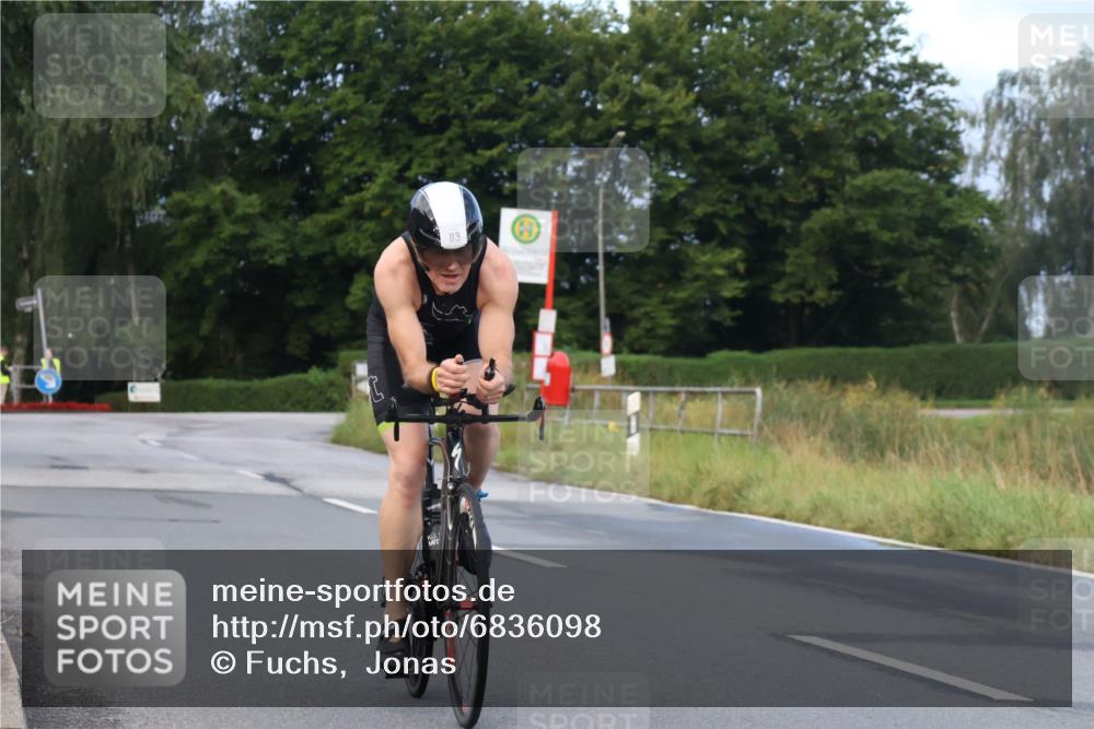 25.08.2024 - Elbe Triathlon Hamburg Fuchs,  Jonas http://msf.ph/oto/6836098 25.08.2024 08:43:34 Radfahren 69, 83 meine-sportfotos.de