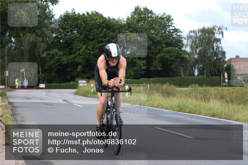 25.08.2024 - Elbe Triathlon Hamburg Fuchs,  Jonas http://msf.ph/oto/6836102 25.08.2024 08:43:35 Radfahren 69, 83 meine-sportfotos.de