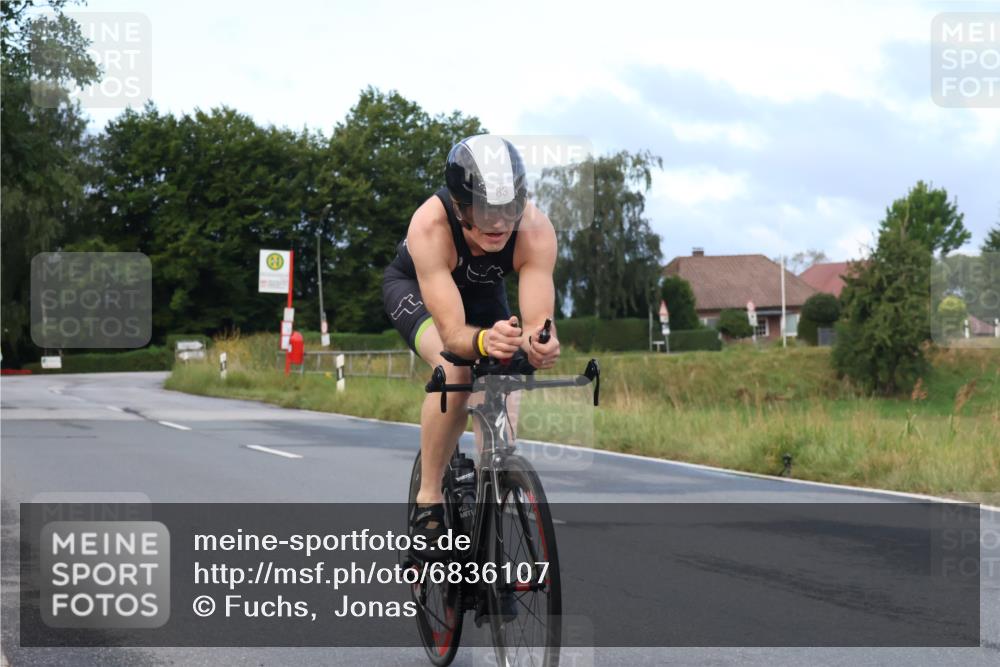 25.08.2024 - Elbe Triathlon Hamburg Fuchs,  Jonas http://msf.ph/oto/6836107 25.08.2024 08:43:35 Radfahren 69, 83 meine-sportfotos.de