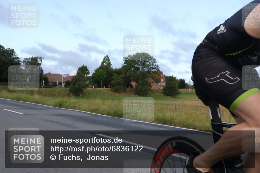 25.08.2024 - Elbe Triathlon Hamburg Fuchs,  Jonas http://msf.ph/oto/6836122 25.08.2024 08:43:35 Radfahren 69, 83 meine-sportfotos.de