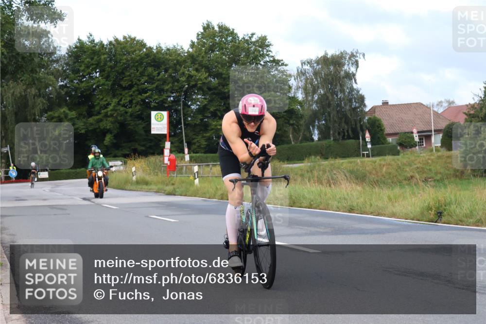 25.08.2024 - Elbe Triathlon Hamburg Fuchs,  Jonas http://msf.ph/oto/6836153 25.08.2024 08:43:53 Radfahren 74, 41 meine-sportfotos.de