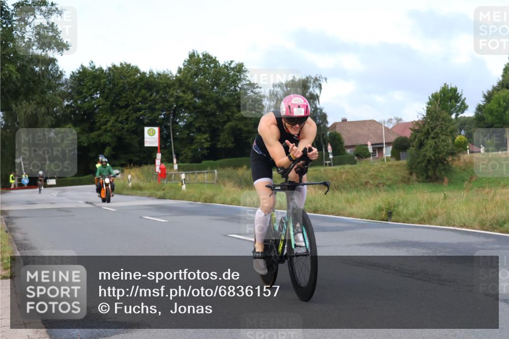 25.08.2024 - Elbe Triathlon Hamburg Fuchs,  Jonas http://msf.ph/oto/6836157 25.08.2024 08:43:53 Radfahren 74, 41 meine-sportfotos.de