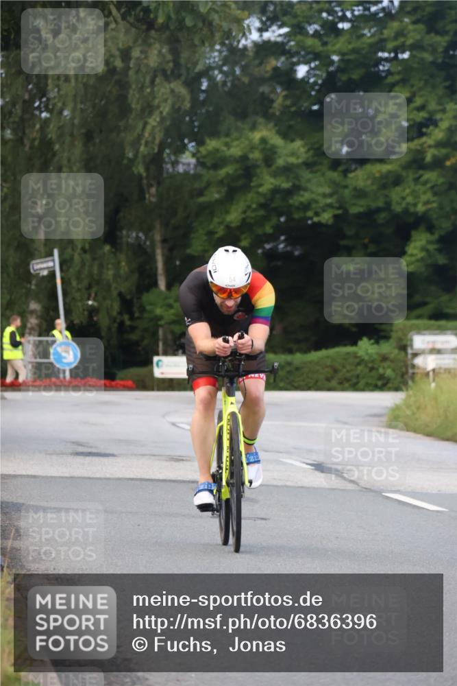 25.08.2024 - Elbe Triathlon Hamburg Fuchs,  Jonas http://msf.ph/oto/6836396 25.08.2024 08:44:38 Radfahren 55, 54 meine-sportfotos.de